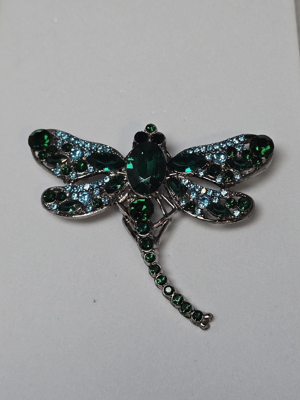 Emerald Green Dragonfly Brooch Silver Rhinestone Crystal Insect Statement Pin - Picture 5 of 6
